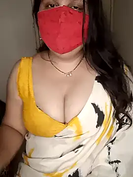 Snapshot of Love-priya chatting on December 29, 2024, 3:45 pm Love-priya online show from December 29, 2024, 3:45 pm