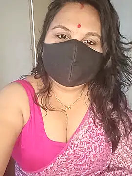 Snapshot of Love-priya chatting on February 23, 2025, 7:55 am Love-priya online show from February 23, 2025, 7:55 am