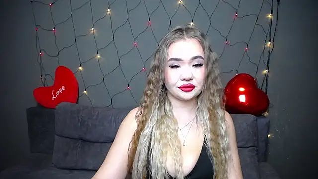 Snapshot of StacyYellig chatting on February 14, 2026, 10:10 pm StacyYellig online show from February 14, 2026, 10:10 pm