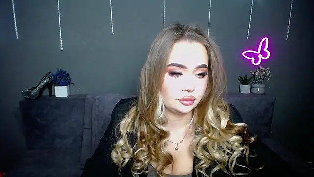 Snapshot of StacyYellig chatting on February 25, 2026, 8:19 pm StacyYellig online show from February 25, 2026, 8:19 pm