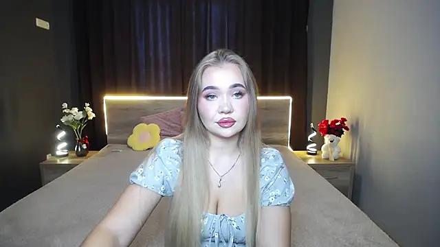 Snapshot of StacyYellig chatting on September 11, 2025, 8:03 am StacyYellig online show from September 11, 2025, 8:03 am