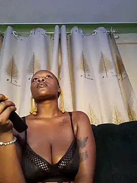 Snapshot of _BLVCKGIRL_SHERIF chatting on January 26, 2025, 6:16 pm BLVCKGIRL SHERIF online show from January 26, 2025, 6:16 pm