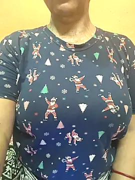 CUTE SOPHIA- online show from May 29, 2026, 2:39 am
