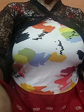 CUTE SOPHIA- online show from May 27, 2026, 2:19 am