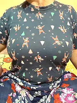 CUTE SOPHIA- online show from May 1, 2026, 1:43 am