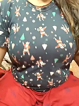 Snapshot of CUTE_SOPHIA- chatting on February 12, 2026, 1:38 am CUTE SOPHIA- online show from February 12, 2026, 1:38 am