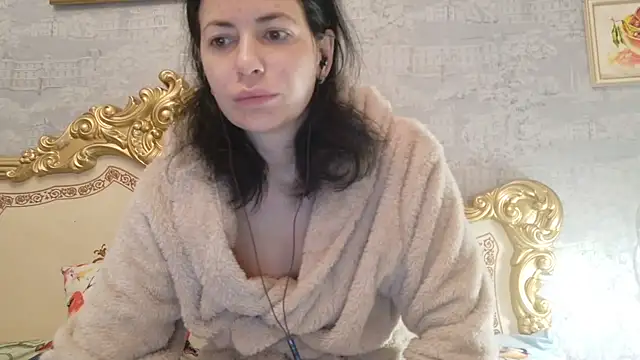 Snapshot of StunnigArt chatting on February 14, 2026, 2:23 am StunnigArt online show from February 14, 2026, 2:23 am