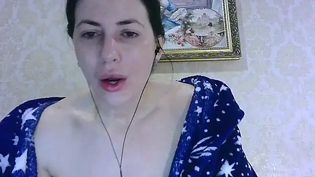 Snapshot of StunnigArt chatting on February 11, 2026, 2:22 am StunnigArt online show from February 11, 2026, 2:22 am