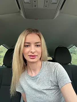 EvieEvans online show from January 21, 2025, 3:54 pm