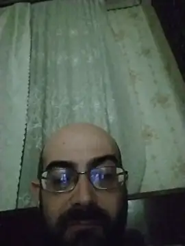 ArsenSavas online show from April 24, 2026, 9:50 pm