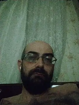 ArsenSavas online show from April 22, 2026, 9:32 pm