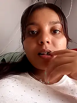 Snapshot of stefanie010 chatting on January 22, 2025, 2:56 pm stefanie010 online show from January 22, 2025, 2:56 pm