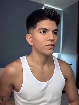 santiago 01 online show from September 13, 2025, 8:20 pm