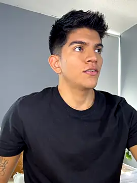 santiago 01 online show from October 15, 2025, 7:11 pm