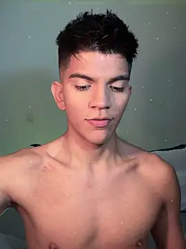 santiago 01 online show from February 27, 2025, 12:14 am