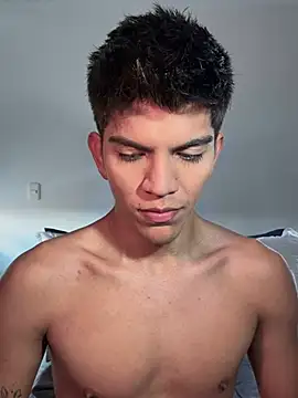 santiago 01 online show from February 26, 2025, 1:00 pm