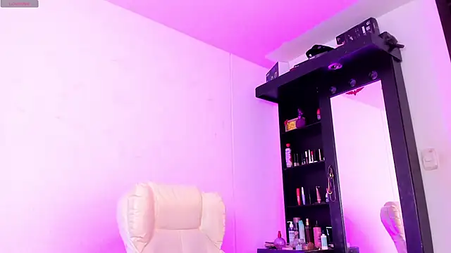 paulett g online show from March 9, 2025, 9:03 pm