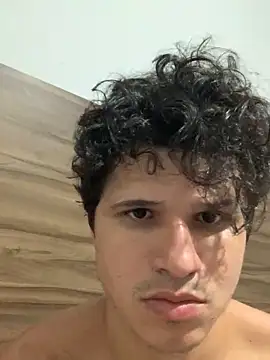 pedrovkr3 online show from January 22, 2025, 12:16 am