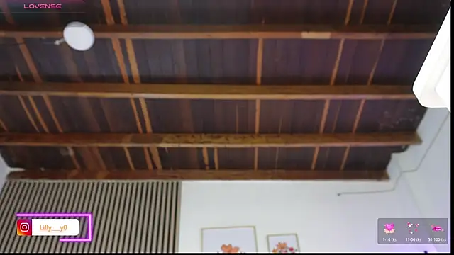 Snapshot of LillyDolls23 chatting on February 18, 2026, 1:07 pm LillyDolls23 online show from February 18, 2026, 1:07 pm