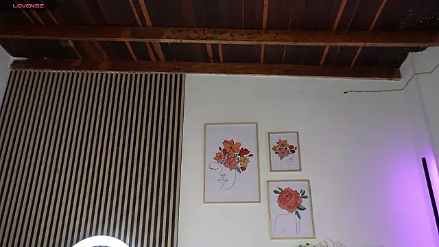 Snapshot of LillyDolls23 chatting on February 8, 2026, 12:58 pm LillyDolls23 online show from February 8, 2026, 12:58 pm