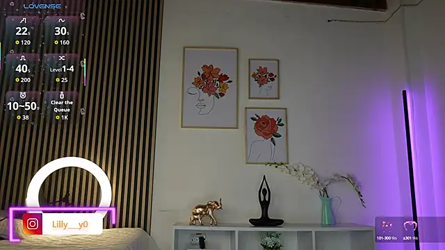 LillyDolls23 online show from October 16, 2025, 12:35 pm