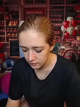 NaomiShimizu online show from February 2, 2026, 8:41 pm