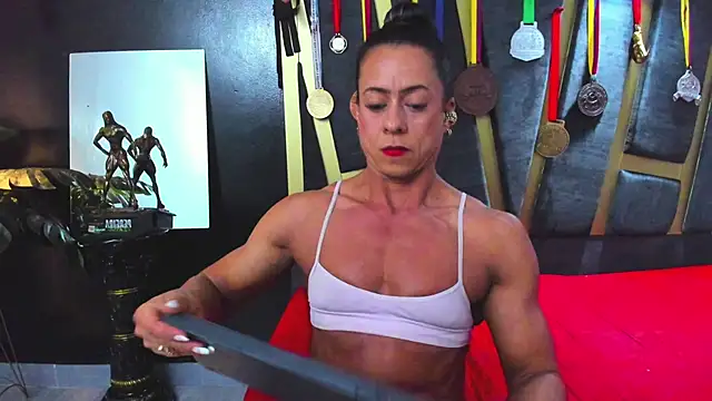 Khloe Rossich online show from October 10, 2025, 6:09 pm