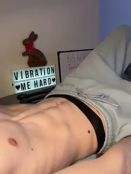 secret dream415 online show from April 5, 2026, 7:09 pm