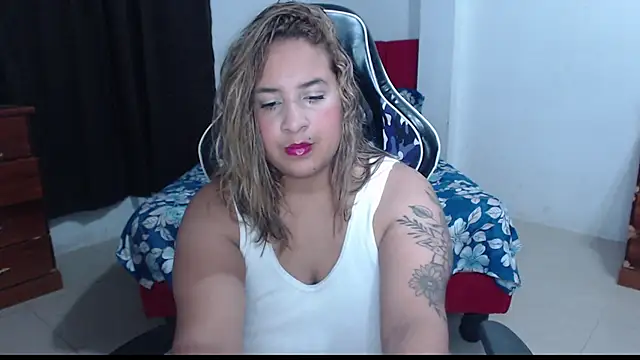 KathyHardcore69 online show from November 30, 2025, 2:01 am