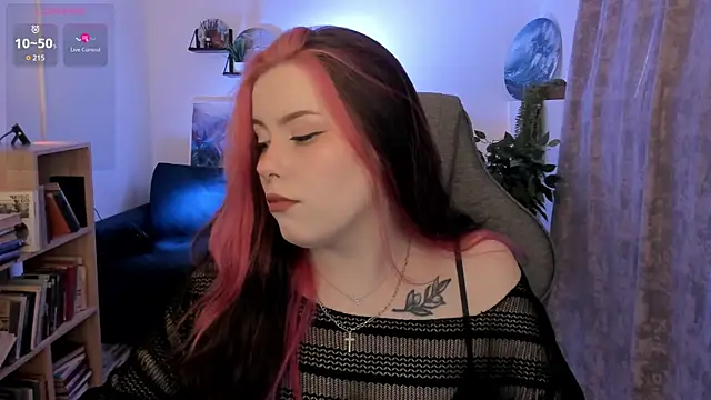 CoralineKeyns online show from May 19, 2026, 5:14 am