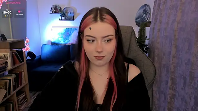 CoralineKeyns online show from May 12, 2026, 5:37 am
