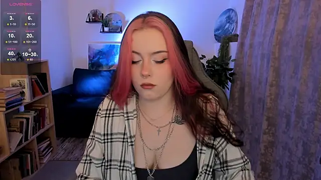 CoralineKeyns online show from May 20, 2026, 5:26 am