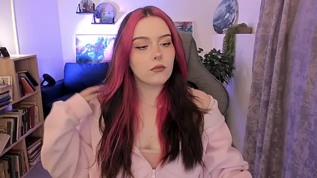 CoralineKeyns online show from April 27, 2026, 5:16 am