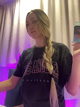 Lunalikaiya online show from December 13, 2025, 8:04 pm