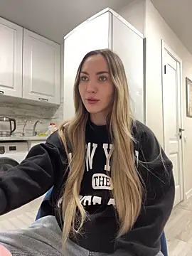 Snapshot of Lunalikaiya chatting on February 27, 2026, 5:46 pm Lunalikaiya online show from February 27, 2026, 5:46 pm