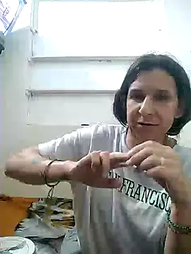 Snapshot of Cameron_puppy chatting on April 3, 2026, 12:17 am Cameron puppy online show from April 3, 2026, 12:17 am