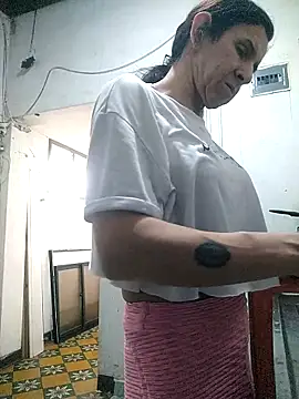 Snapshot of Cameron_puppy chatting on April 14, 2026, 7:19 pm Cameron puppy online show from April 14, 2026, 7:19 pm