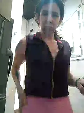 Snapshot of Cameron_puppy chatting on March 6, 2026, 6:36 pm Cameron puppy online show from March 6, 2026, 6:36 pm