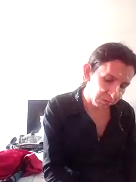 Cameron puppy online show from October 13, 2025, 3:35 pm