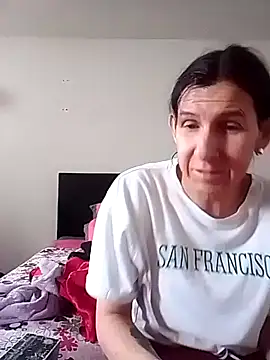 Cameron puppy online show from October 25, 2025, 2:07 pm