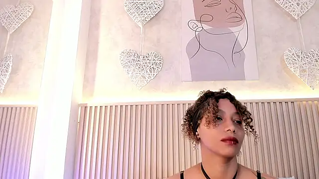 daiana curly online show from October 8, 2025, 7:25 pm