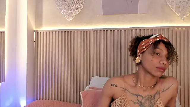 daiana curly online show from January 8, 2026, 8:26 pm