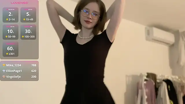 Snapshot of ms_christiana chatting on January 10, 2026, 8:15 pm ms christiana online show from January 10, 2026, 8:15 pm