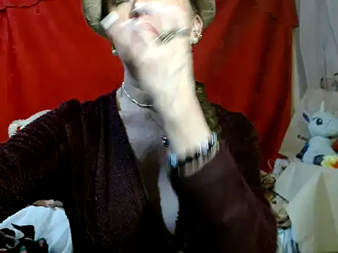 Snapshot of hottieperla chatting on February 6, 2026, 7:54 pm hottieperla online show from February 6, 2026, 7:54 pm