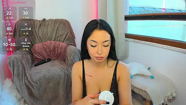 Awesome Jolie online show from April 9, 2026, 5:31 am