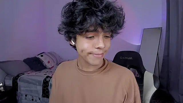 Alan26  online show from March 4, 2026, 2:41 am