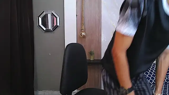 Harry jhonsson online show from November 4, 2025, 8:56 pm