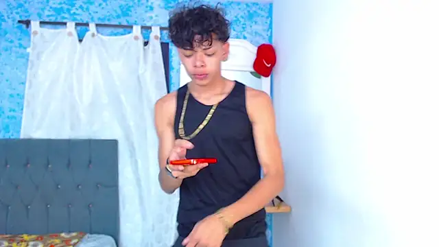 Snapshot of Harry_jhonsson chatting on February 12, 2026, 11:26 pm Harry jhonsson online show from February 12, 2026, 11:26 pm