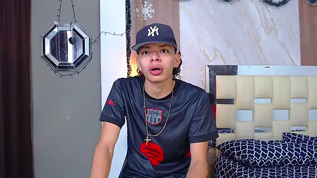 Snapshot of Harry_jhonsson chatting on January 15, 2026, 9:51 pm Harry jhonsson online show from January 15, 2026, 9:51 pm