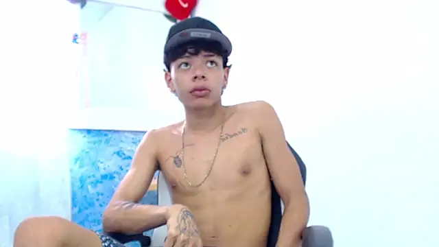 Snapshot of Harry_jhonsson chatting on February 6, 2026, 6:59 pm Harry jhonsson online show from February 6, 2026, 6:59 pm